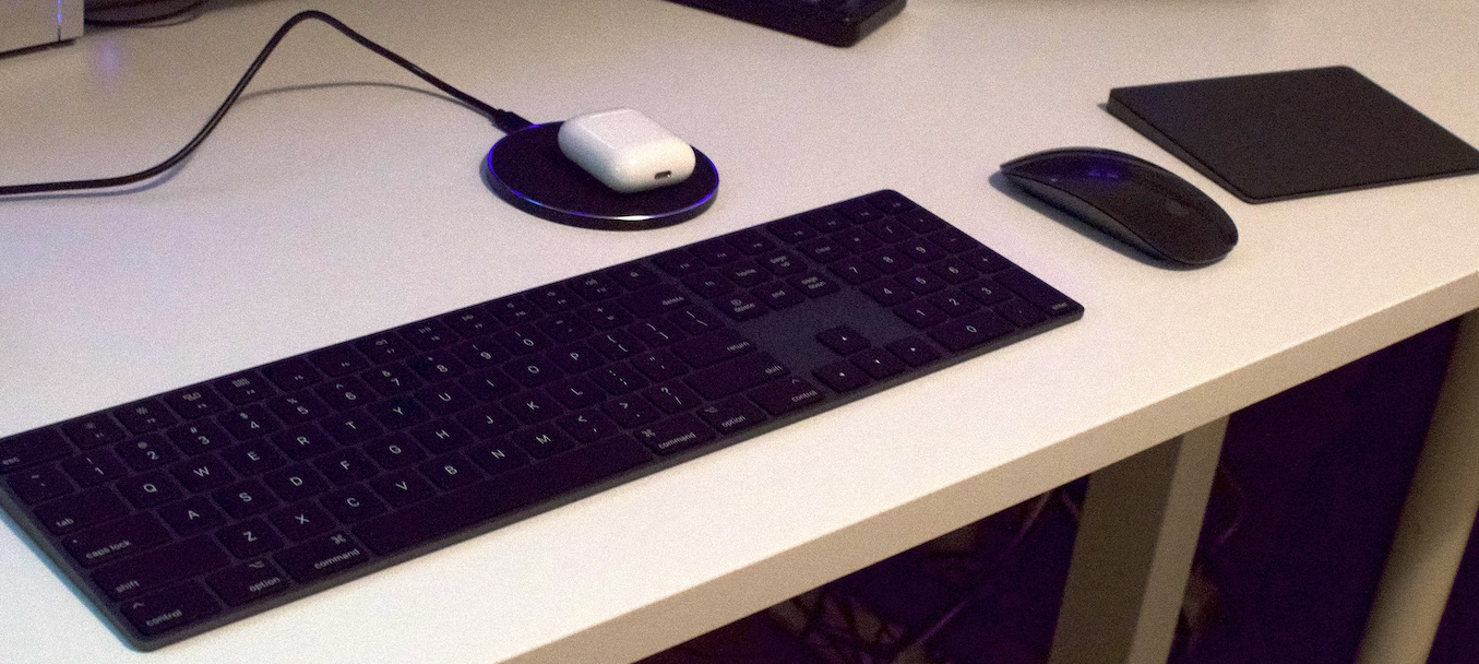 Magic Keyboard, Magic Mouse, AirPods